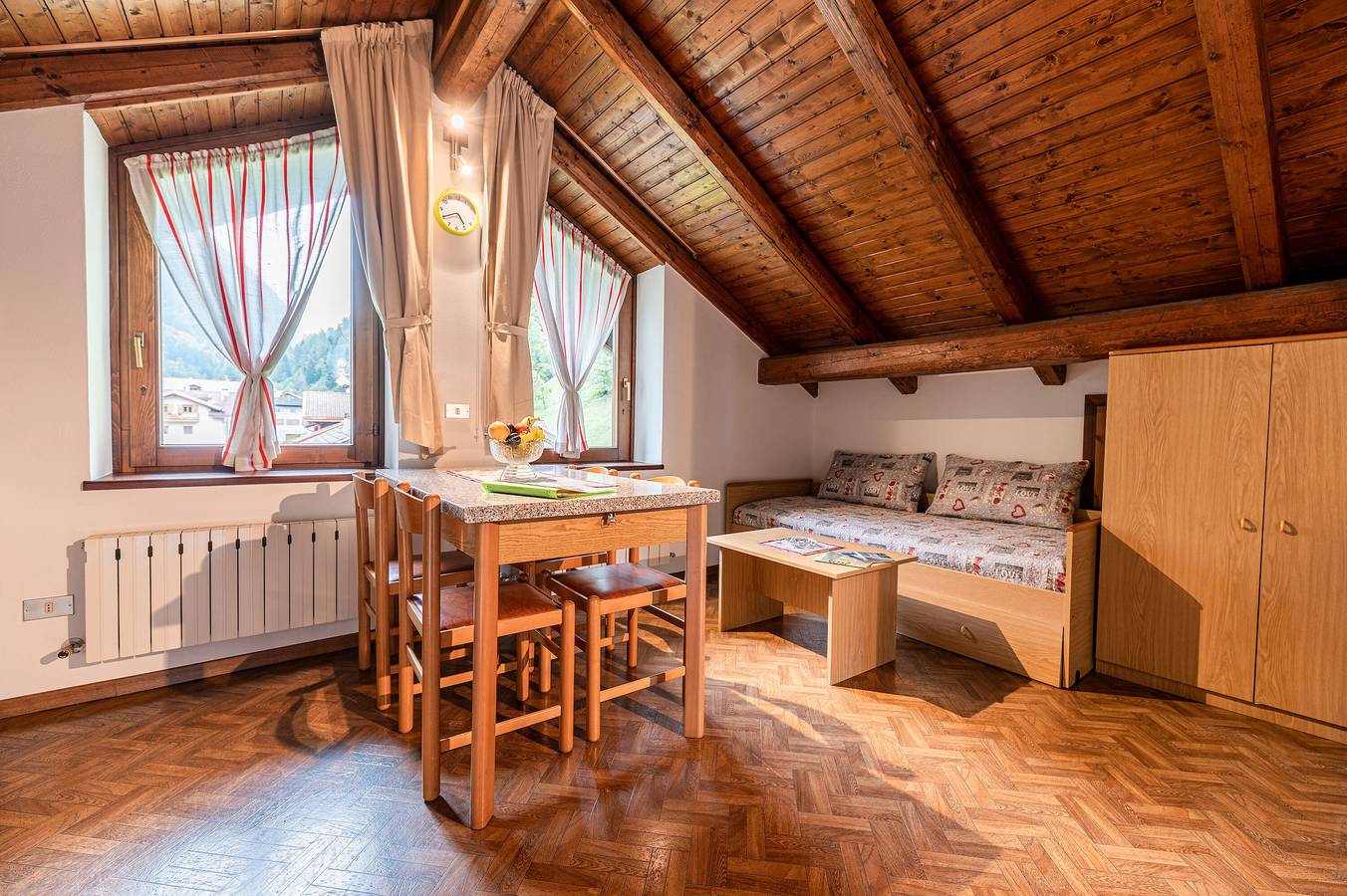 Ganze Wohnung, Ferienwohnung 'Bilocale 2' mit Gemeinschaftsgarten und Wi-Fi in Pracorno, Rabbi