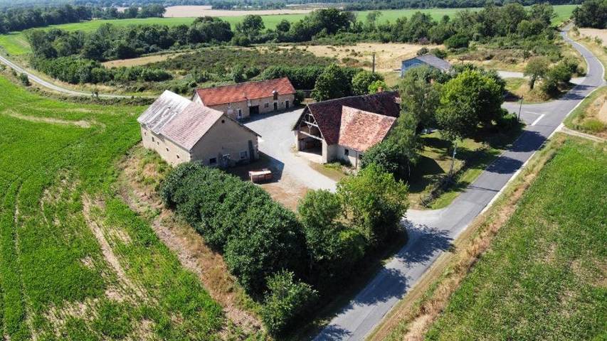 Maison de campagne pour 8 personnes, avec vue et jardin, animaux acceptés à Arthon - 3
