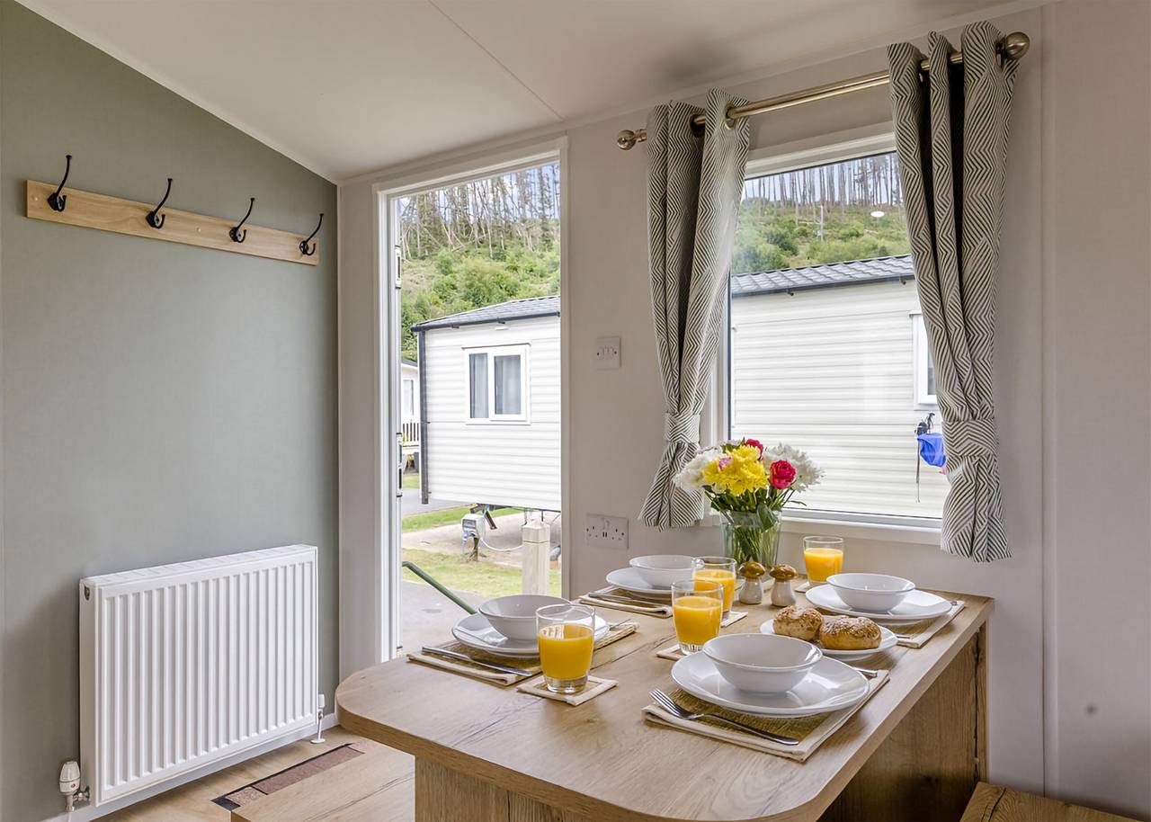 Silver Caravan with parking 6 in Skegness, Lincolnshire