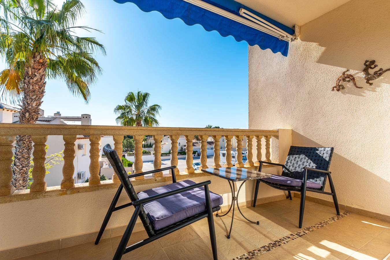Apartamento entero, Apartamento vacacional "Sunnygolfbeach" con piscina compartida, terrazas y Wi-Fi in Las Ramblas Golf, Orihuela