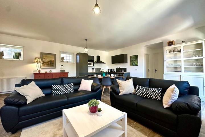 Location de vacances pour 8 personnes, avec terrasse dans Huppy - 4
