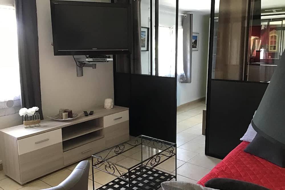 Holiday home \"Villa romaga with wallbox in Vernet-les-Bains, Parc naturel régional des Pyrénées catalanes