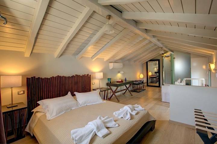 Location de vacances pour 6 personnes, avec piscine ainsi que jardin et vue sur l’océan dans Άσος - 4