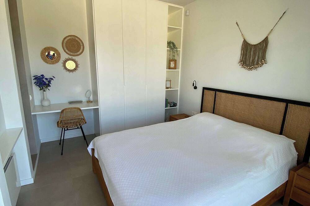 Villa Ilios Summary: in Palairos, Etolia-Acarnania