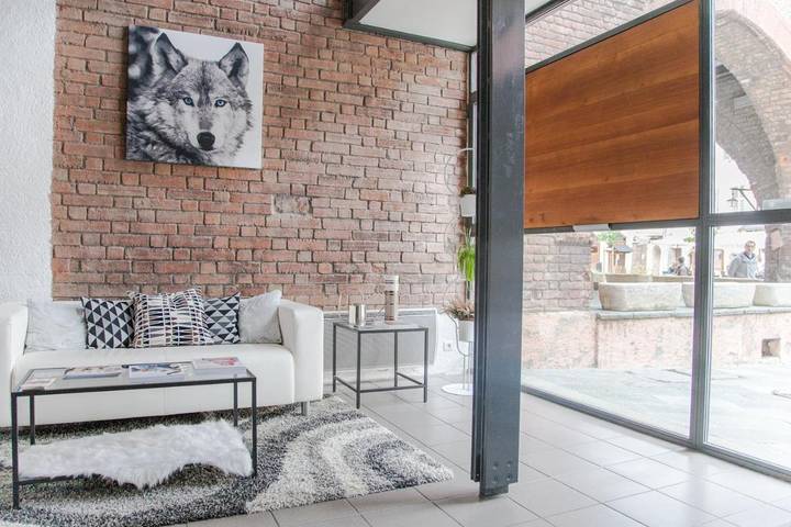 Hôtel pour 4 personnes, avec jardin dans Cite Medievale de Conflans - 4