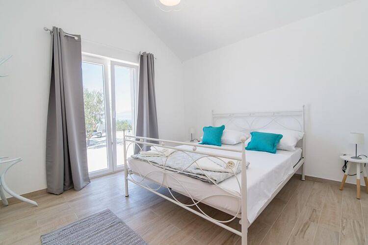 Holiday Home My Summer House - Two-Bedroom Holiday Home with Private Pool and Terrace - (St) in Supetar, Brac