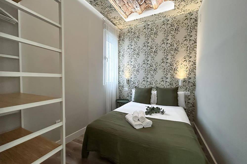 Entire apartment, Madrid Experience - 3-Bedroom Apartment in the City Center in Centro (Madrid), Madrid