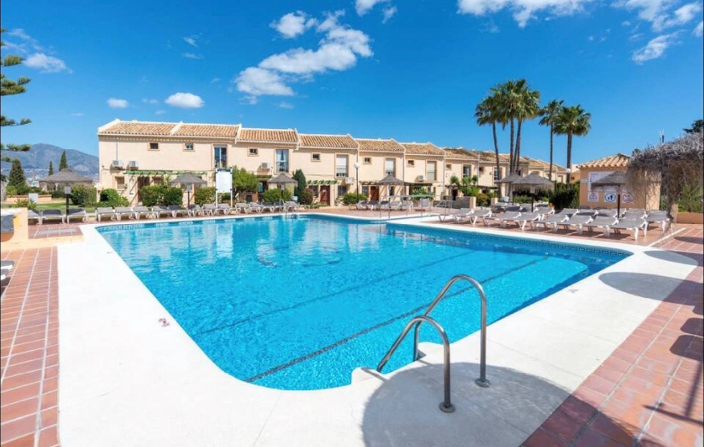Entire apartment, Alfresco Stays Mijas Beach & Fun in Playa El Bombo, Mijas