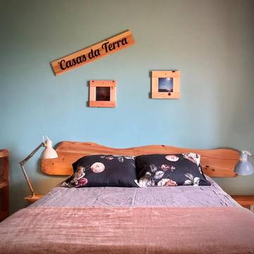 Location de vacances pour 4 personnes, avec terrasse et vue à Lajes das Flores