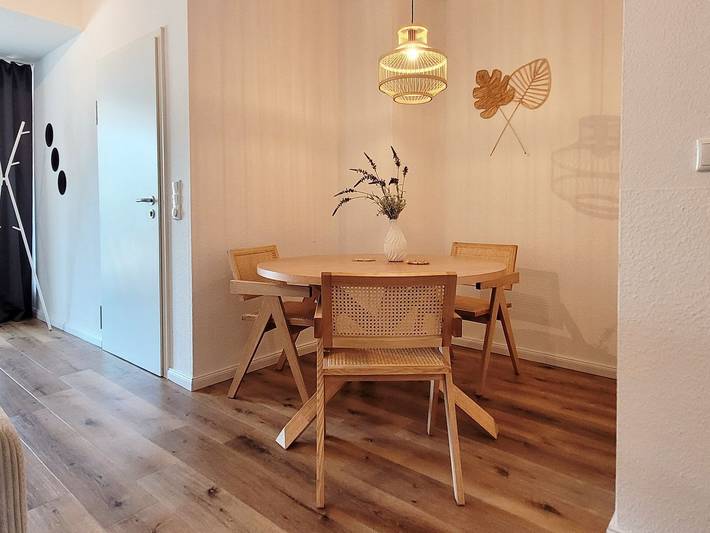 Ganze Wohnung, Gemütliche Ferienwohnung "Gorch Fock" mit Parkplatz – Nur 50 Meter zur Ostsee in Sierksdorf, Ostholstein