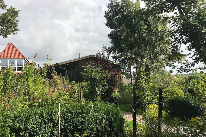 Ferienhaus für 2 Personen, mit Terrasse und Garten in Galmsbüll