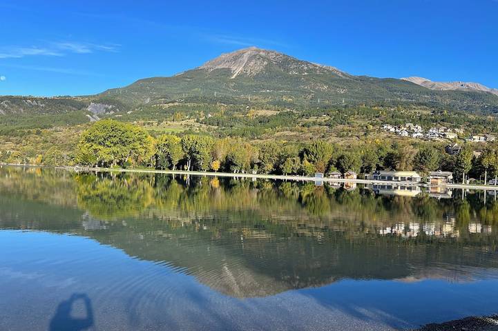 Location de vacances pour 6 personnes, avec jacuzzi et jardin, animaux acceptés à Embrun