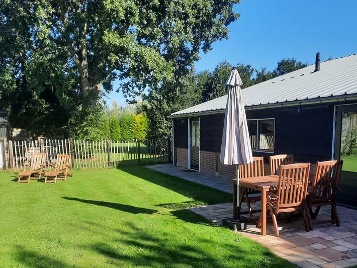 Bungalow für 2 Personen, mit Terrasse und Garten in Bergen aan Zee