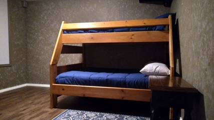 Bed And Breakfasts for 7 Guests in Nibley, Utah, Picture 4