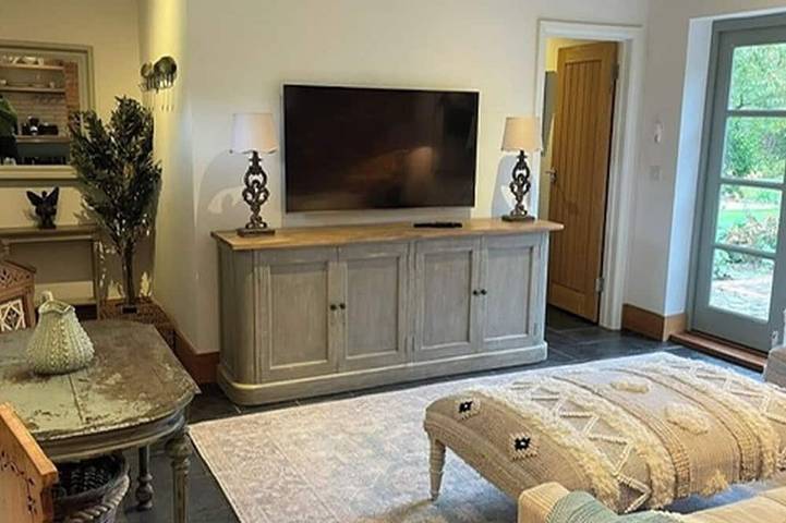 Cottage for 2 people, with garden in Surrey Hills