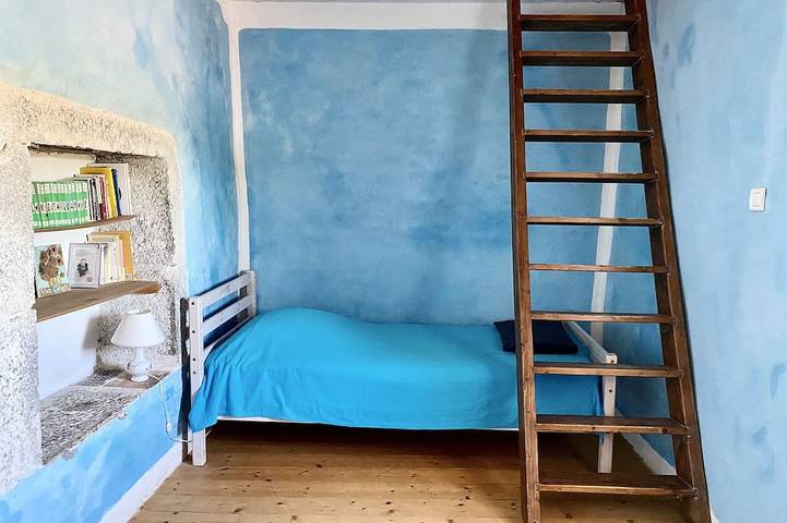 Location de vacances pour 12 personnes, avec jardin à Saint-Alban-Auriolles - 4