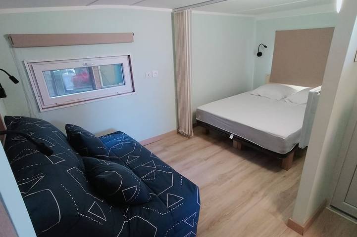 Chalet pour 5 personnes, avec Jacuzzi et Jardin dans l' Ain - 3