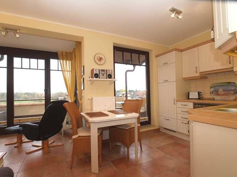Ganze Wohnung, Komfortable Ferienwohnung mit Balkon, Sauna und Strandnähe in Kühlungsborn in Kühlungsborn, Mecklenburgische Ostseeküste