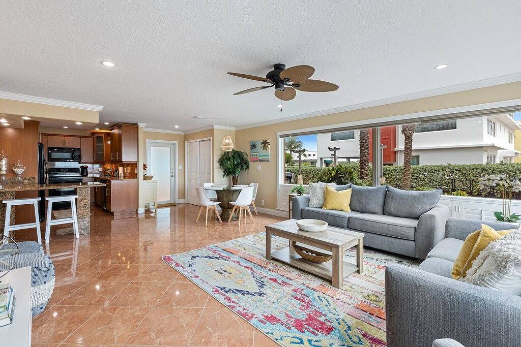Beach Rental for 6 Guests in Hollywood Beach (FL), Hollywood (FL)