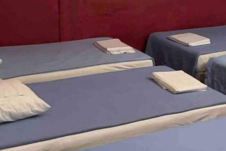 Gîte pour 30 personnes à Yvré-le-Pôlin - 4