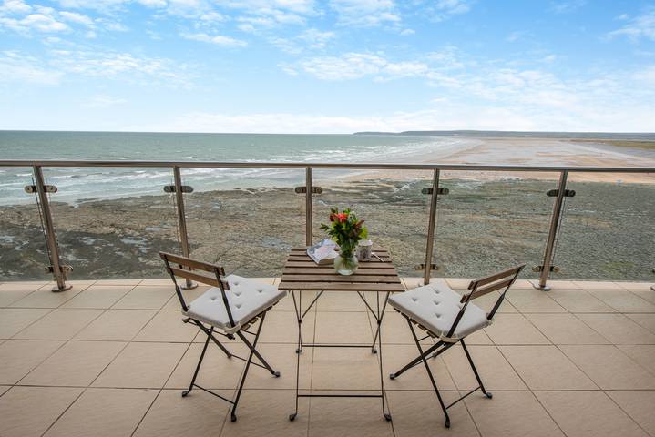 Apartment for 4 people, with balcony in Westward Ho