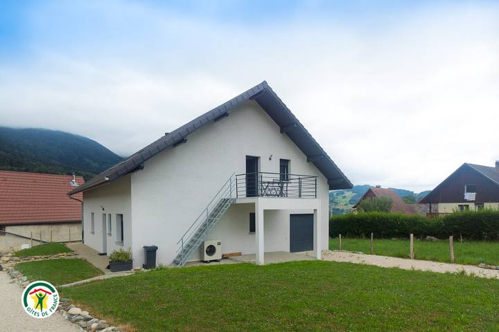 Gîte pour 2 personnes, avec Terrasse et Jardin