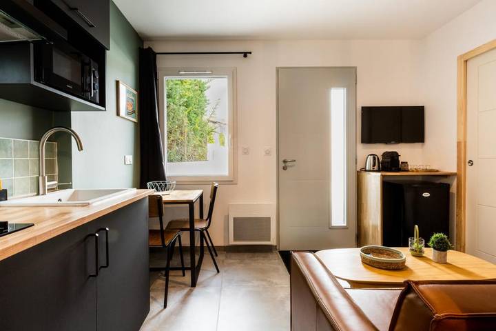 Gîte pour 2 personnes, avec terrasse et jardin à Fargues-Saint-Hilaire - 4