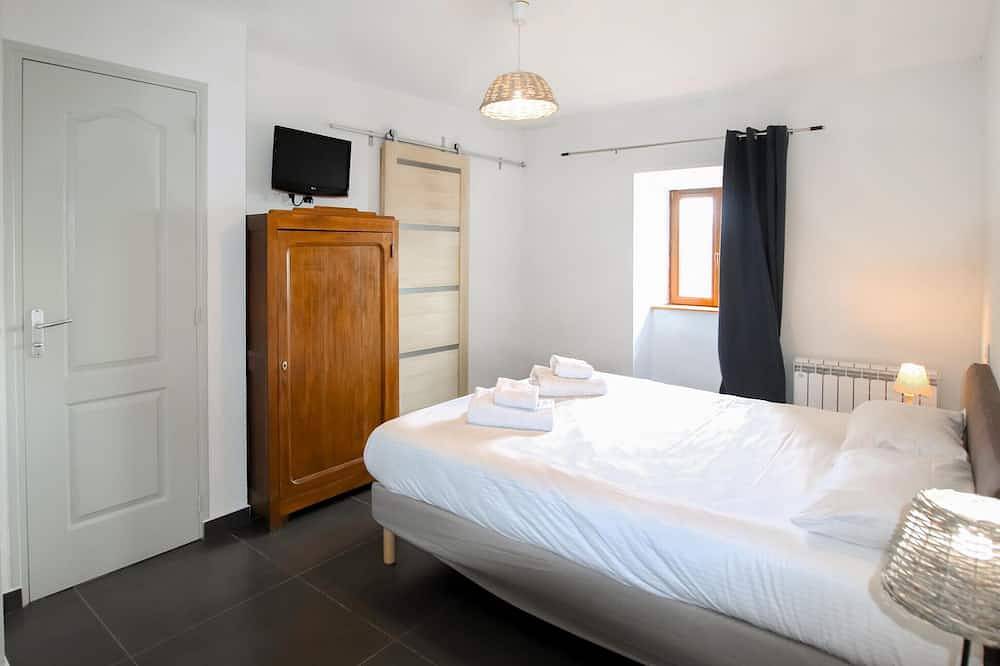 Lovely home in Privas with sauna in Privas