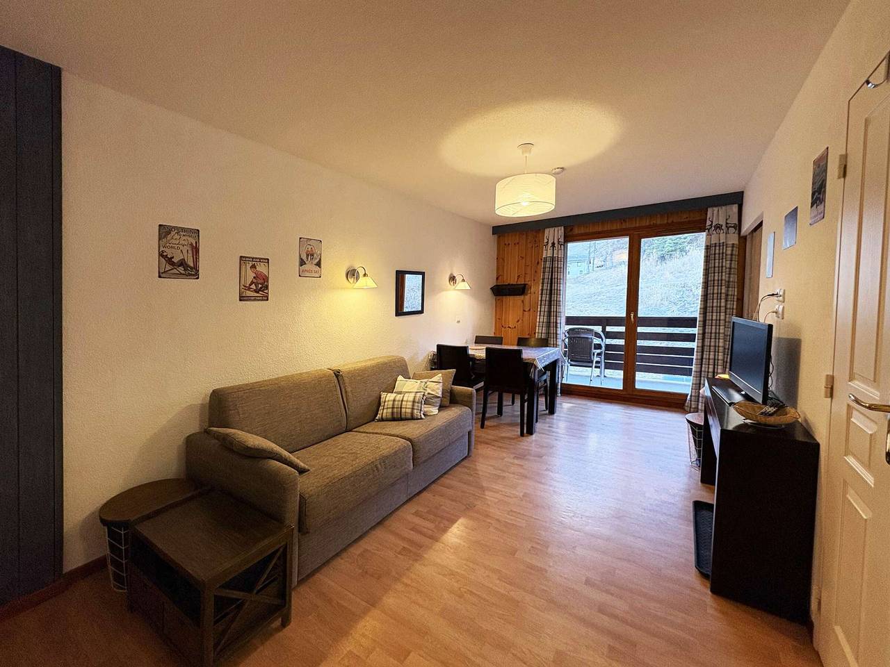 Ganze Wohnung, Appartement de standing avec piscine, sauna et hammam aux pieds des pistes – Les Orres 1800 in Les Orres, Nationalpark Écrins