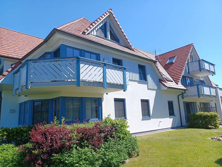Ferienwohnung für 4 Personen, mit Terrasse und Seeblick in Wustrow