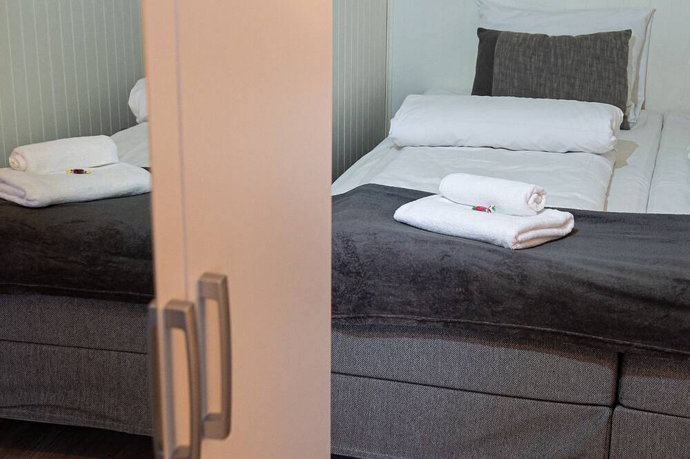 Hel leilighet, Modern apartment near train station (H77A) in Narvik