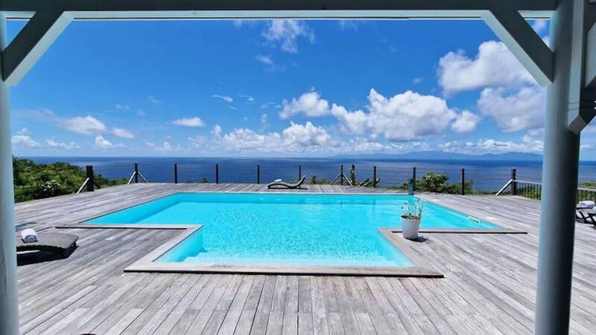 Appartement de vacances pour 9 personnes, avec jardin et piscine