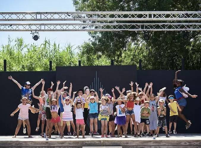 Camping pour 4 personnes, avec piscine et terrasse, animaux acceptés à Grimaud - 4