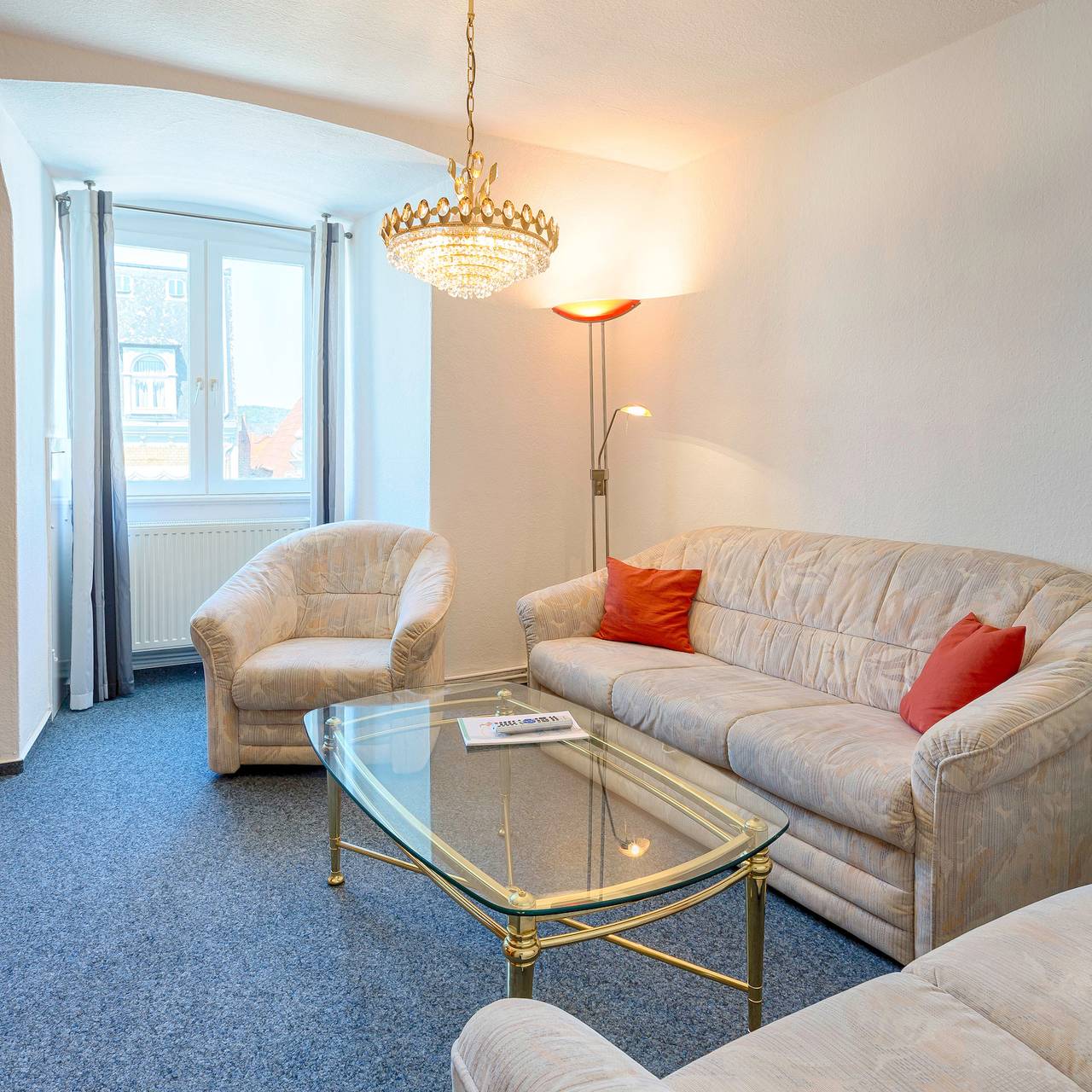 Ganze Ferienwohnung, Zentrale Ferienwohnung (51qm) im Hotel zur Börse in Hameln, Weserbergland