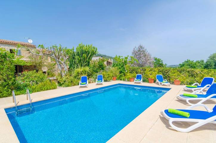 Villa for 8 people, with garden and terrace - 1