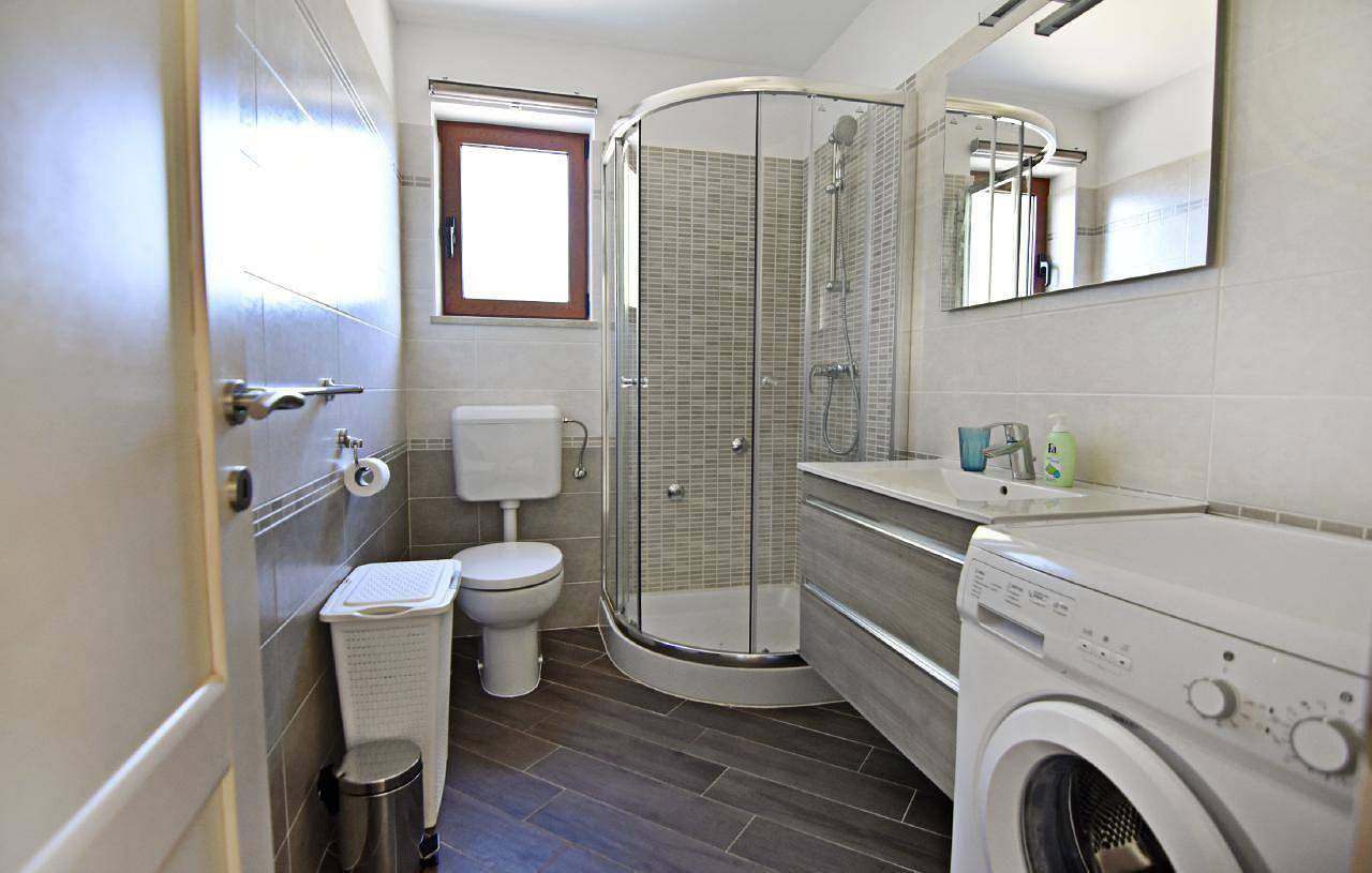 Ganze Ferienwohnung, Appartement "Elia 3" mit Blick auf das Wasser in Umag, Umag und Umgebung