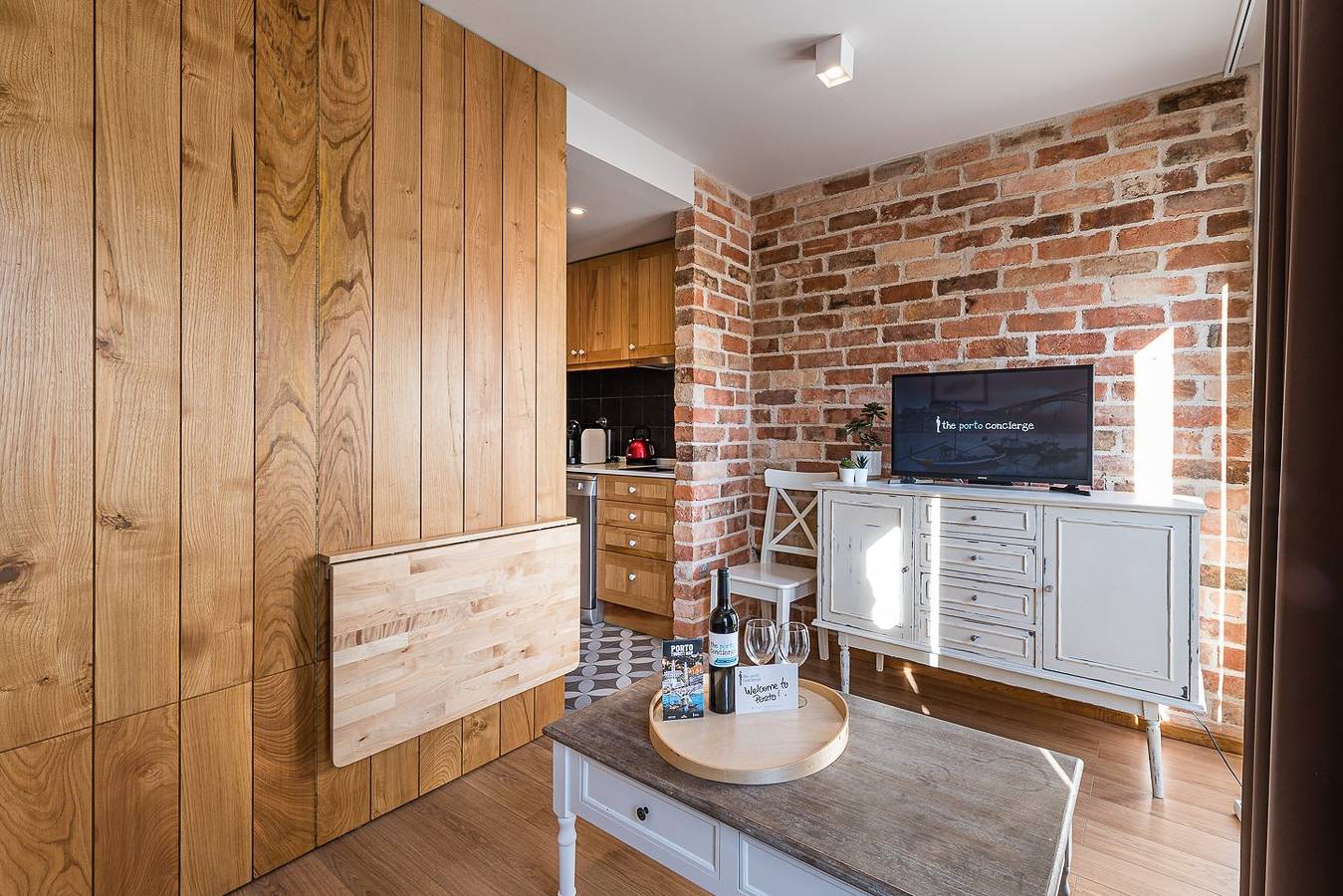 Entire studio, Guestready - Crayon Walls Apts in Porto, Porto District