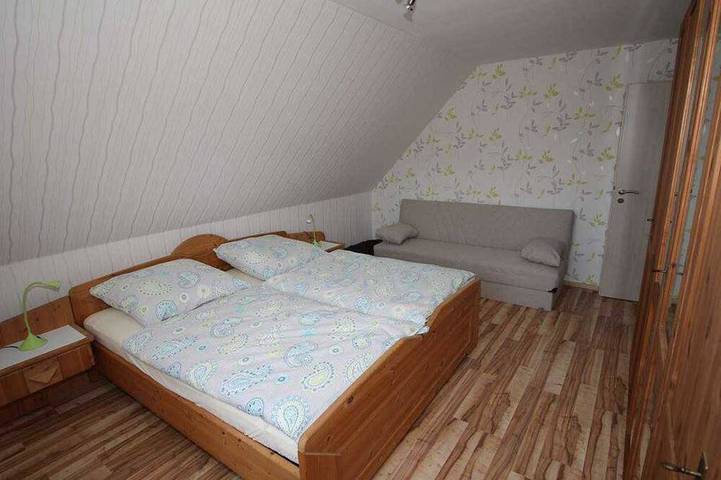 Ferienwohnung für 4 Personen, mit Garten und Balkon in Leer - 2