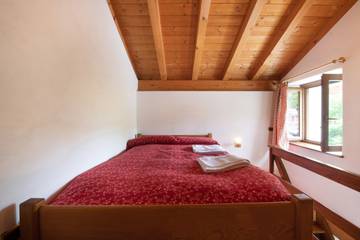 Agriturismo per 2 Persone in Dosso del Liro, Alpi Lepontine, Foto 4