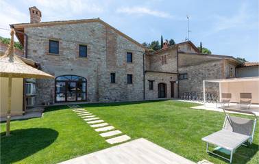 Casa Vacanza per 24 Persone in Magione, Perugia e dintorni, Foto 3