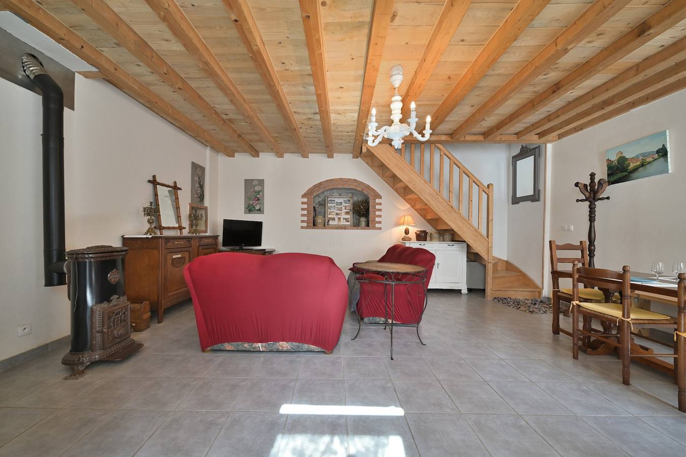 Maison de vacances "Vallée De Barousse" avec vue sur la montagne, terrasse et jardin privés in Barbazan, Haute-Garonne