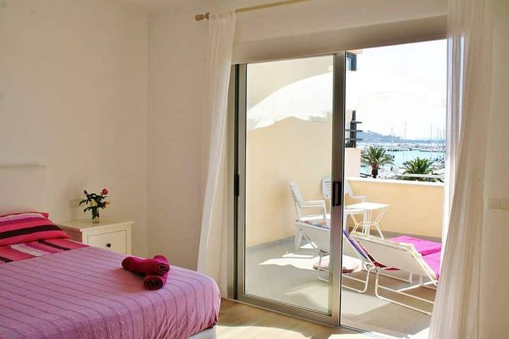 Ganze Wohnung, Gemütliche Wohnung direkt am Meer in Port de Pollença, Pollença