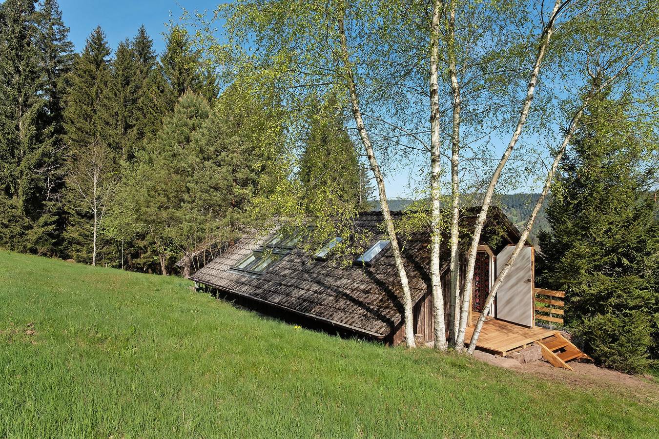 Entire studio, Studio 'Bergwiese' with Mountain View, Private Terrace and Private Garden in Lauterbach (Black Forest), Central Black Forest