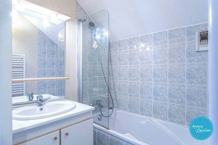 Apartamento entero, Duplex Apartment – Résidence du Port in Talloires-Montmin, Región de Annecy