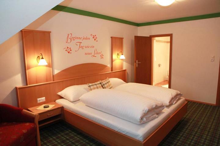 BnB für 3 Personen, mit Terrasse und Sauna, mit Haustier im Lungau