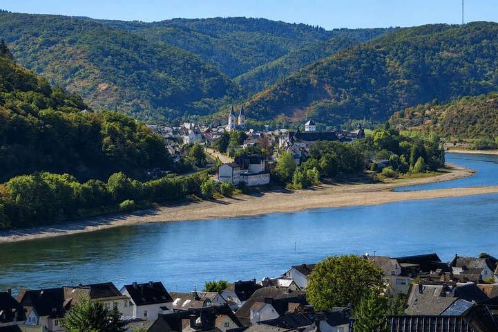 Ferienwohnung für 16 Personen, mit Garten und Sauna in Kamp-Bornhofen