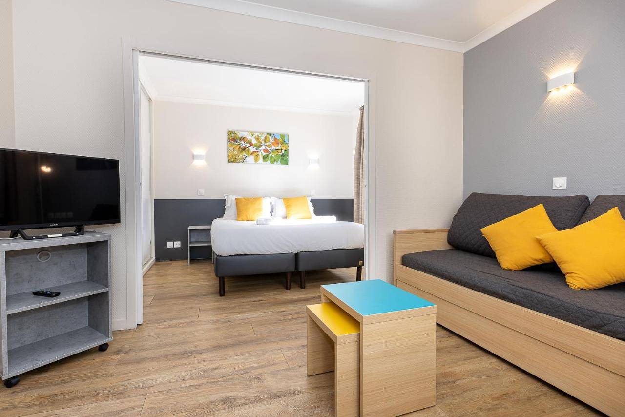 Appartement entier, Star Of Life in Courbevoie, Hauts-de-Seine