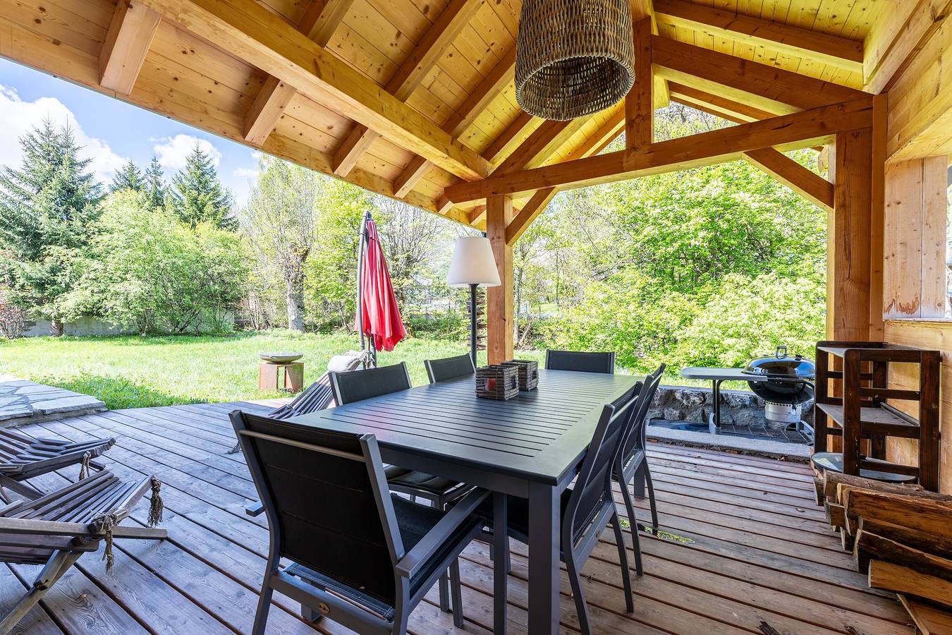 Chalet 'De L'alpette' with Mountain View, Private Terrace and Wi-Fi in Valloire, Saint-Jean-de-Maurienne region