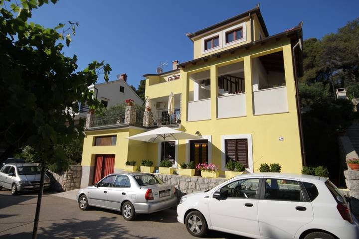 Ferienwohnung für 2 Personen, mit Balkon/Terrasse in Mali Lošinj - 2