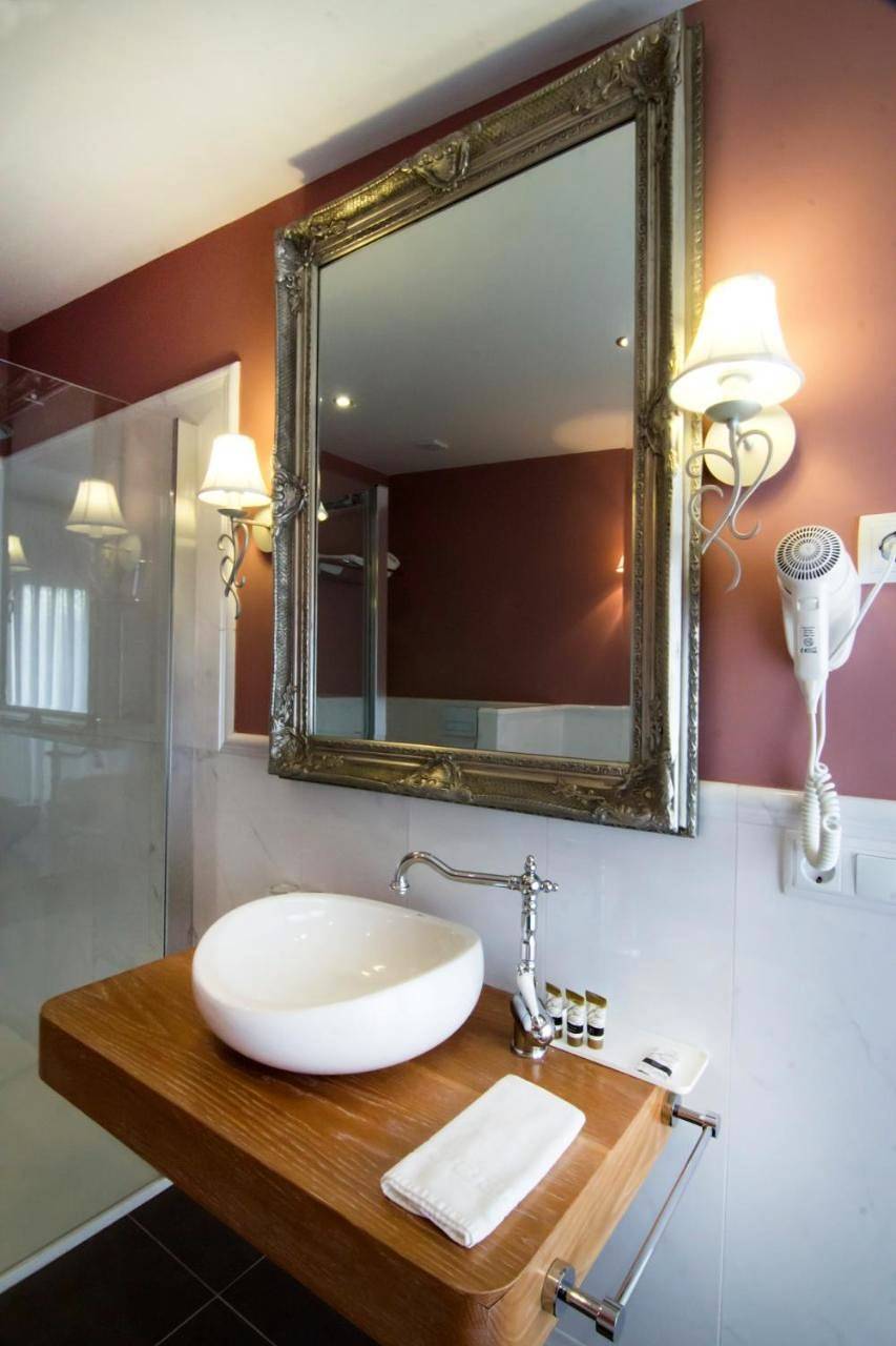 Natura Petit Hotel in Noalla (Santo Estevo), Sanxenxo